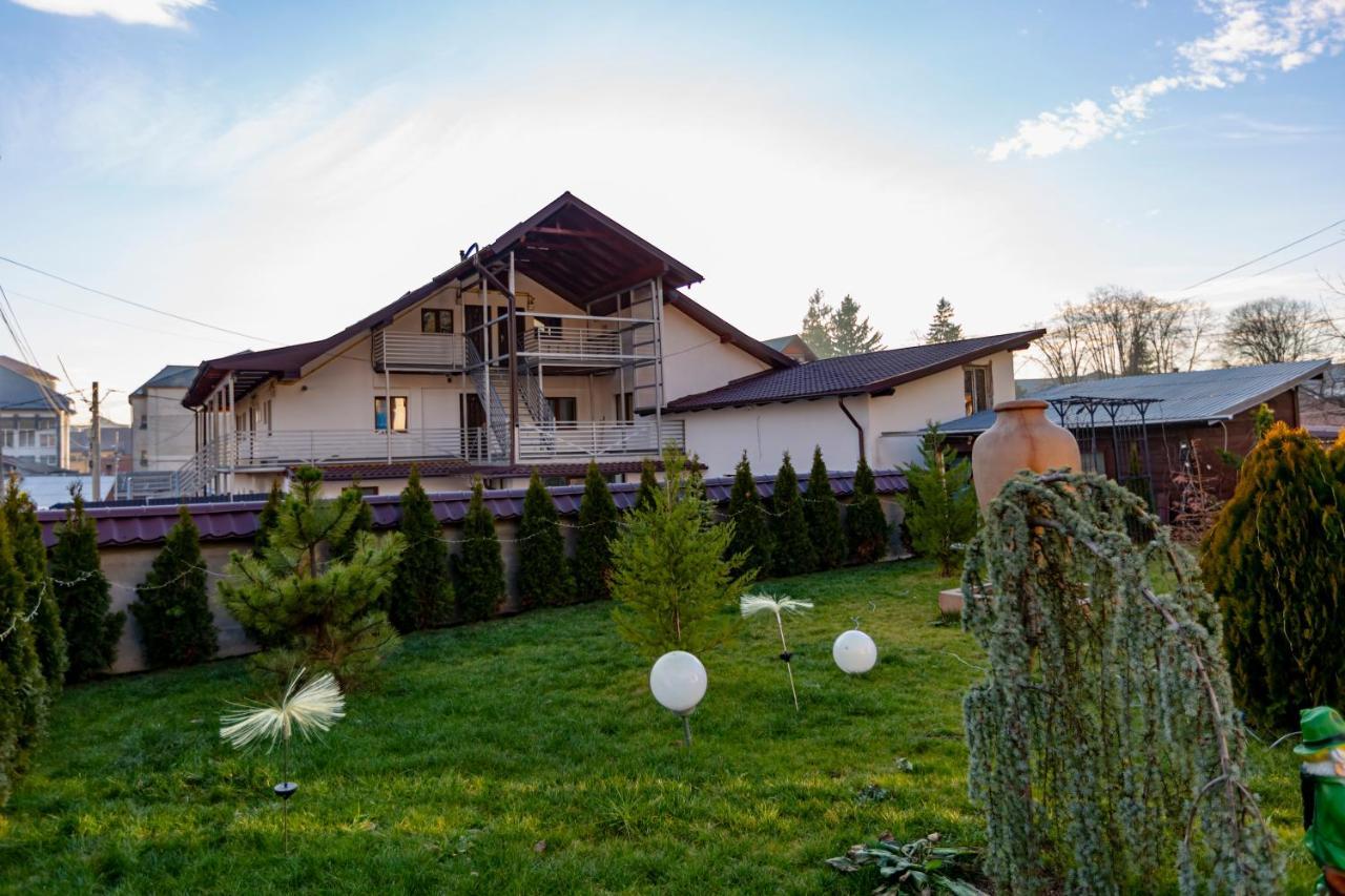 Vaias Aparts Târgu Neamț Zewnętrze zdjęcie